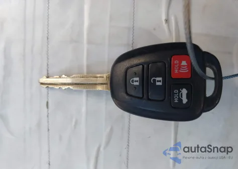 2014 Toyota Corolla Le z USA, uszkodzony, nr VIN 5YFBURHE7EP121106